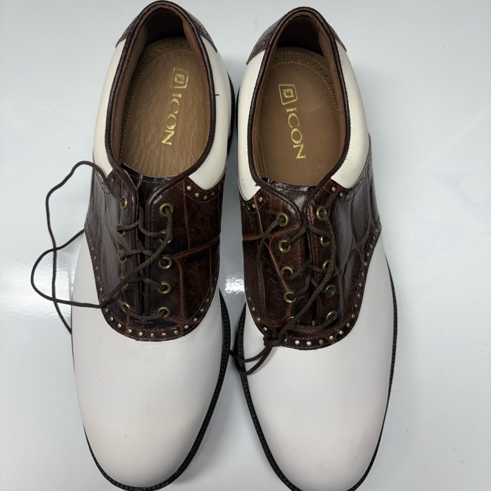 FootJoy Icon Men's Brown and White Golf Oxfords NWOB